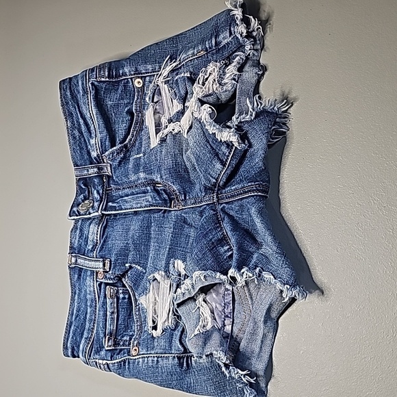 AMERICAN Eagle size 2 super stretch mid rise jean shorts - Picture 5 of 8